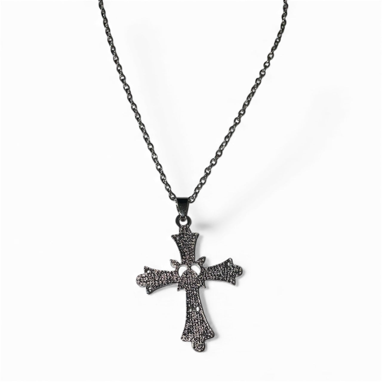 Chaîne pendentif croix diamant rose