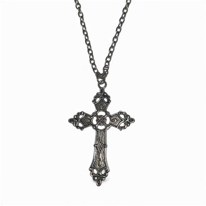 Chaîne pendentif croix argenté