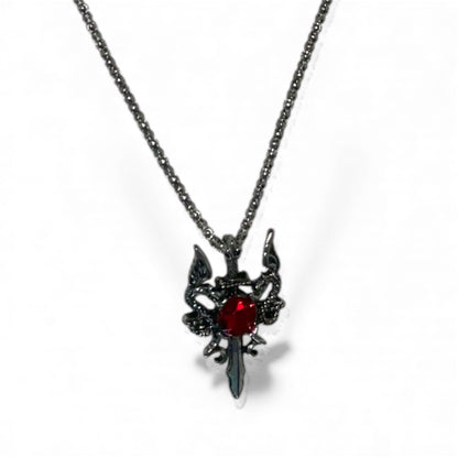 Chaîne pendentif épée rouge