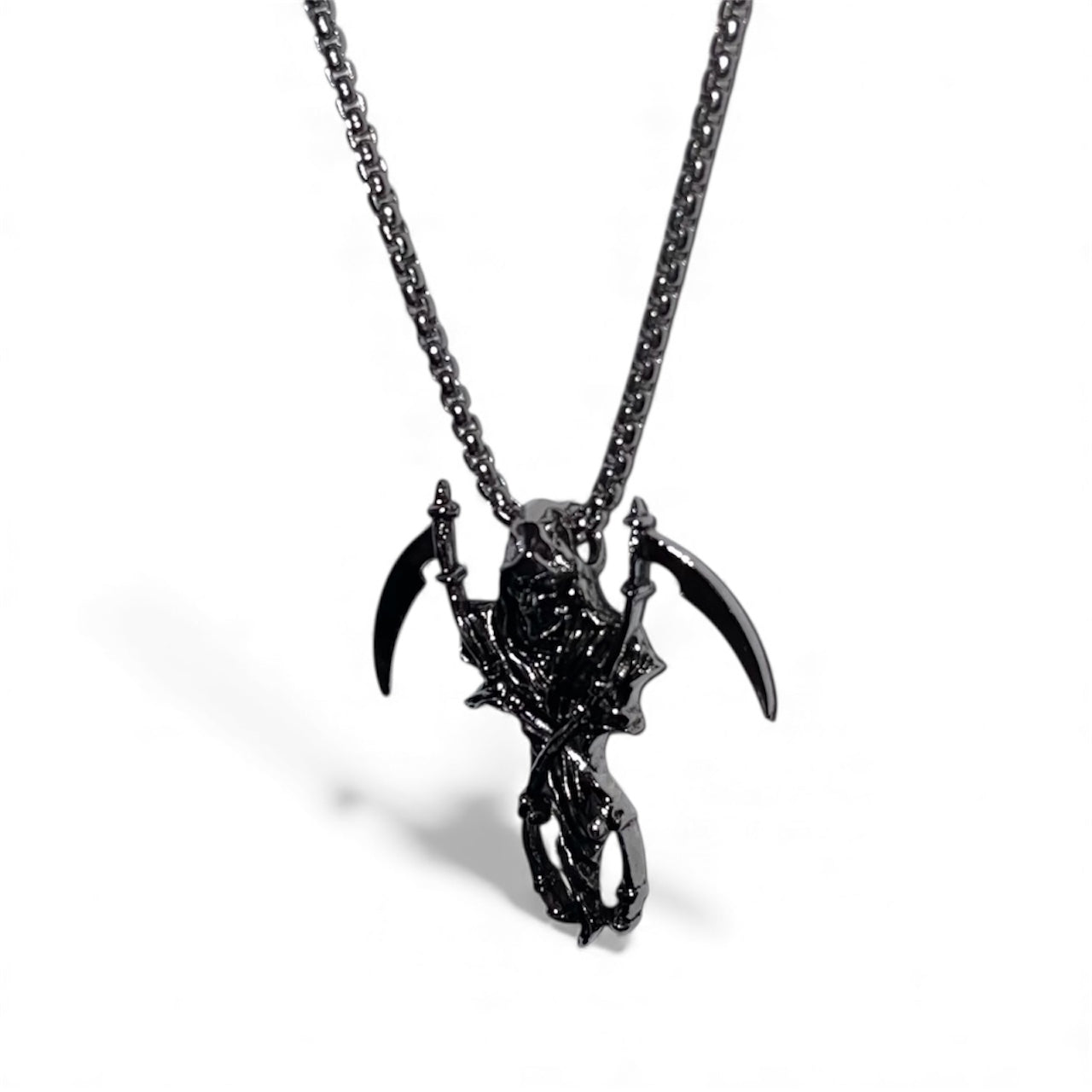 Chaîne pendentif faucheuse gothique